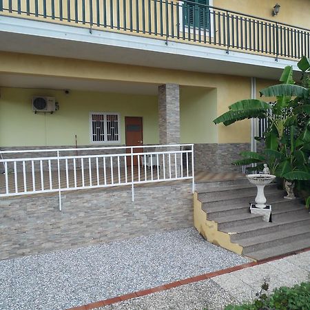 Hotel Oasi Puntese Tremestieri Etneo Exterior foto